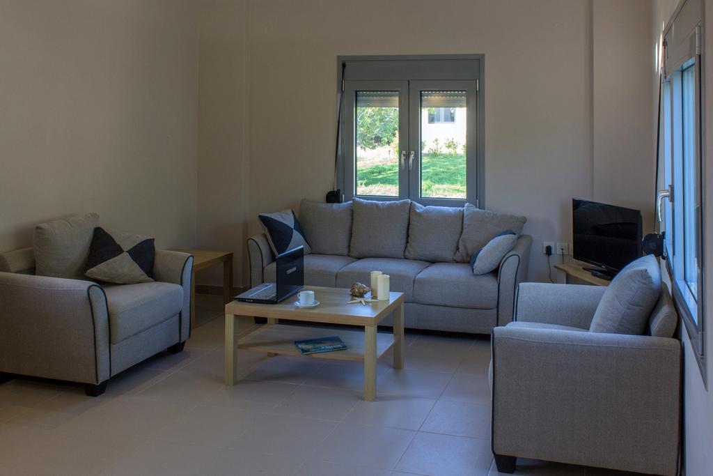 Villa Perivoli House B Skála Eresoú Esterno foto